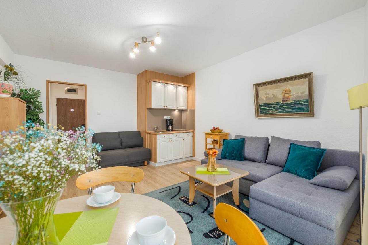 Comfy Turystyczna 300 M To The By Renters Apartment Misdroy