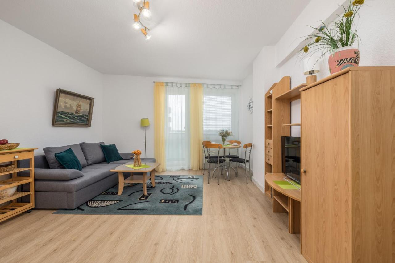 Apartment Comfy Turystyczna 300 M To The By Renters